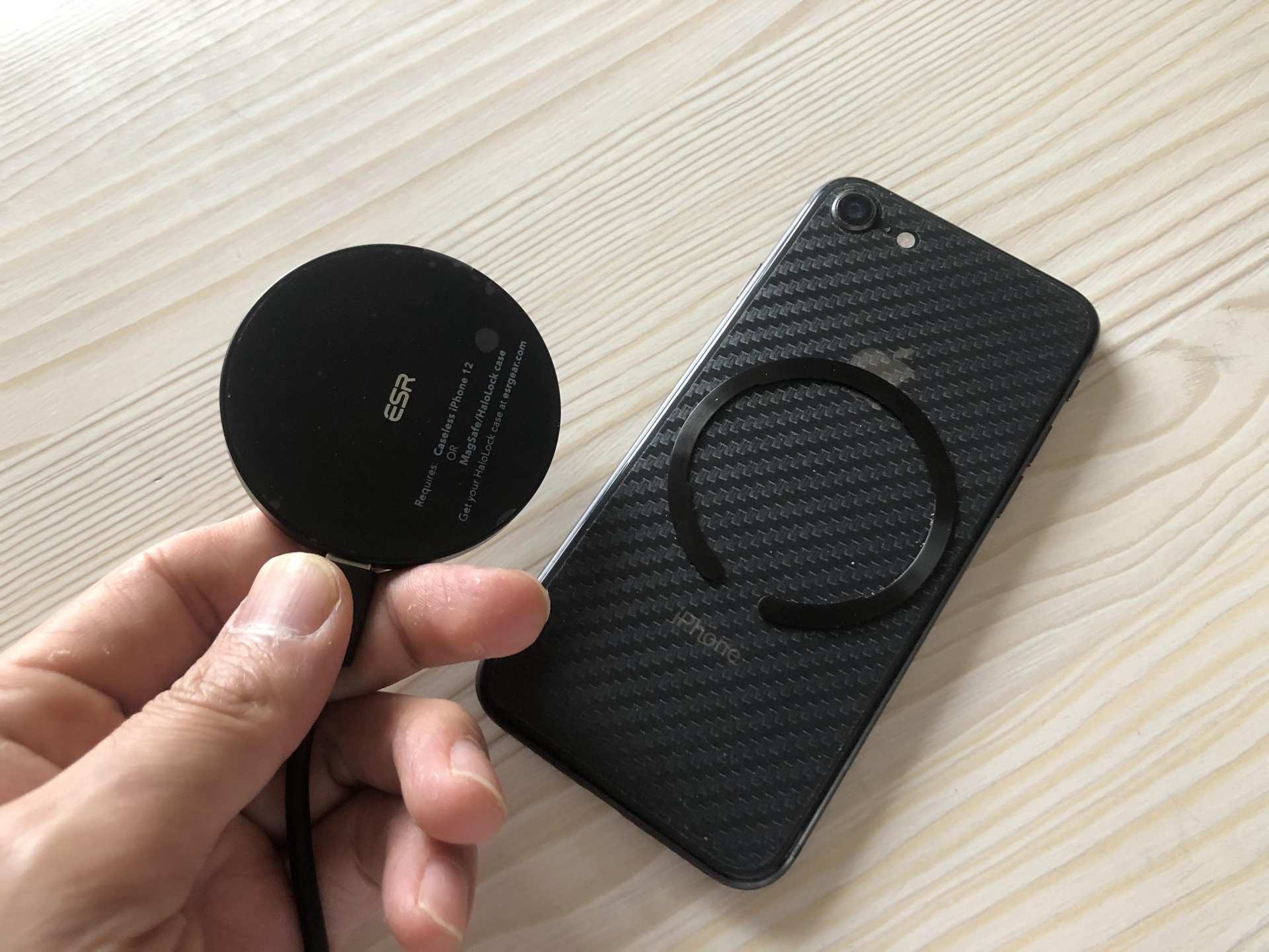 ESR亿色,esr亿色充电头