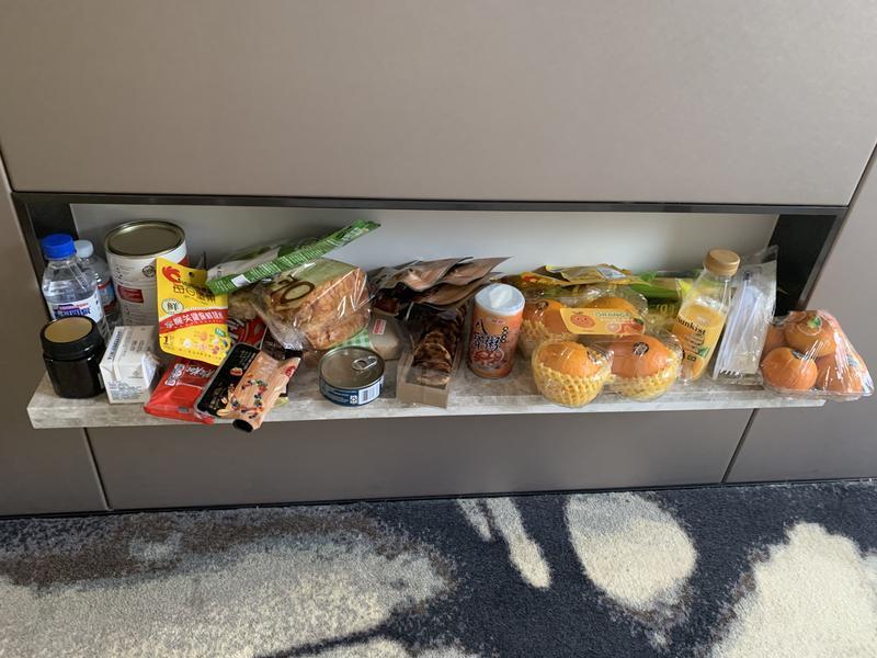 终于！经历了约30小时，这位深圳女留学生从纽约飞回了深圳