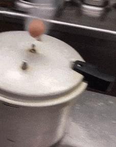 老爸叫我把谷子装进袋里，结果我玩游戏忘了！现在该怎么办？