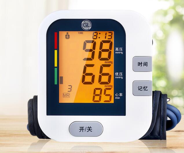 选一款上臂式智能血压计养成每天测量的好习惯