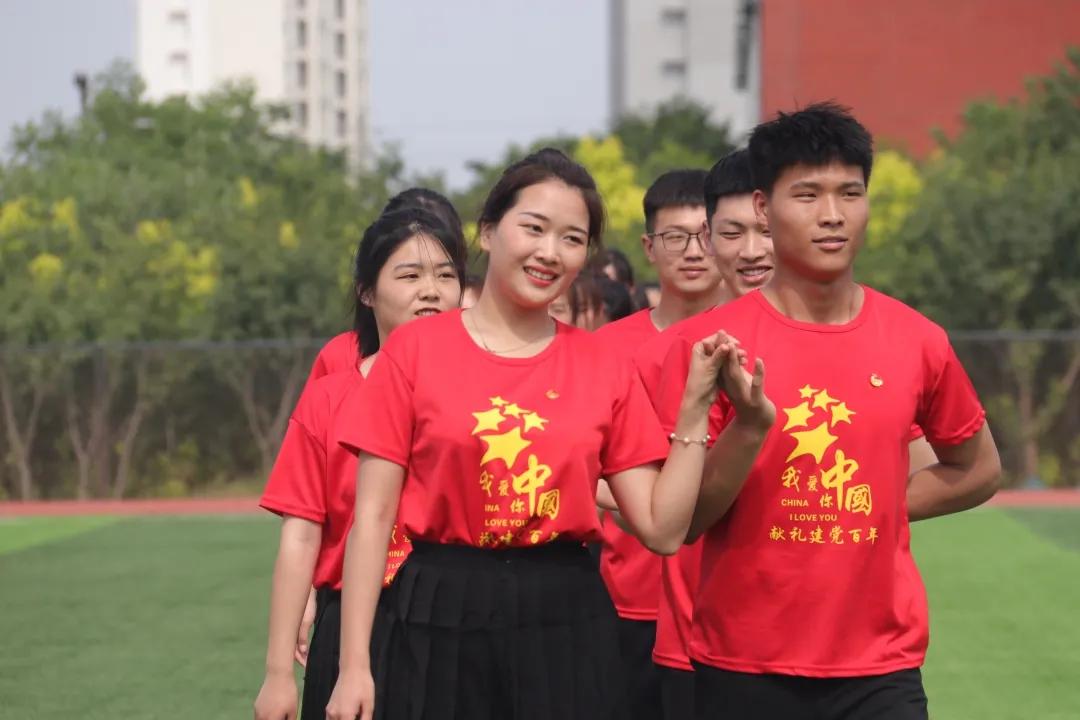 庆祝建党十周年校园艺术节手绘,建党100周年艺术节各个校园展演