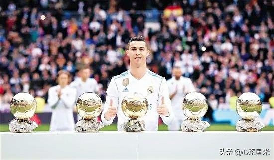 22个足球、2件球衣身价起步,C罗向世界证明:不止一个罗纳尔多