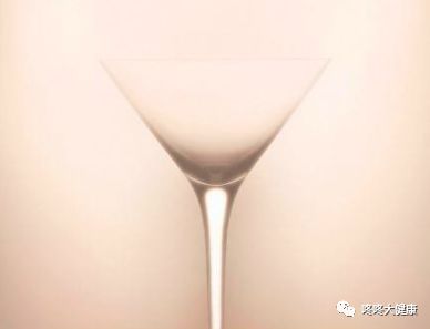 宫颈糜烂4度严重吗会变癌症吗,宫颈糜烂不大却很深是宫颈癌吗