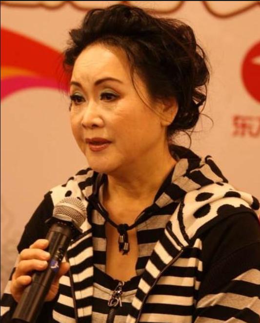 李谷一和二婚丈夫照片,一婚嫁恩师二婚嫁王刚视频