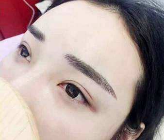 纹眉都有哪些风险,纹眉去医院好还是自己做好