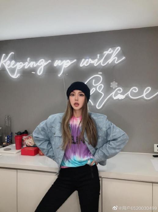 周扬青也要当带货主播了!又一“人间种草机”诞生?