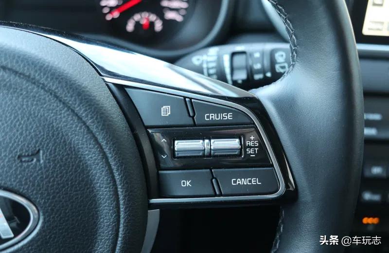 新一代起亚狮跑官图,新款起亚狮跑suv2022款