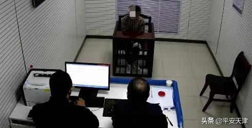 网购被骗公安局报案,假冒名牌包诈骗