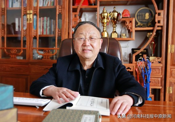 谁持彩练当空舞——洛阳春寿堂中医院院长陈春寿侧记