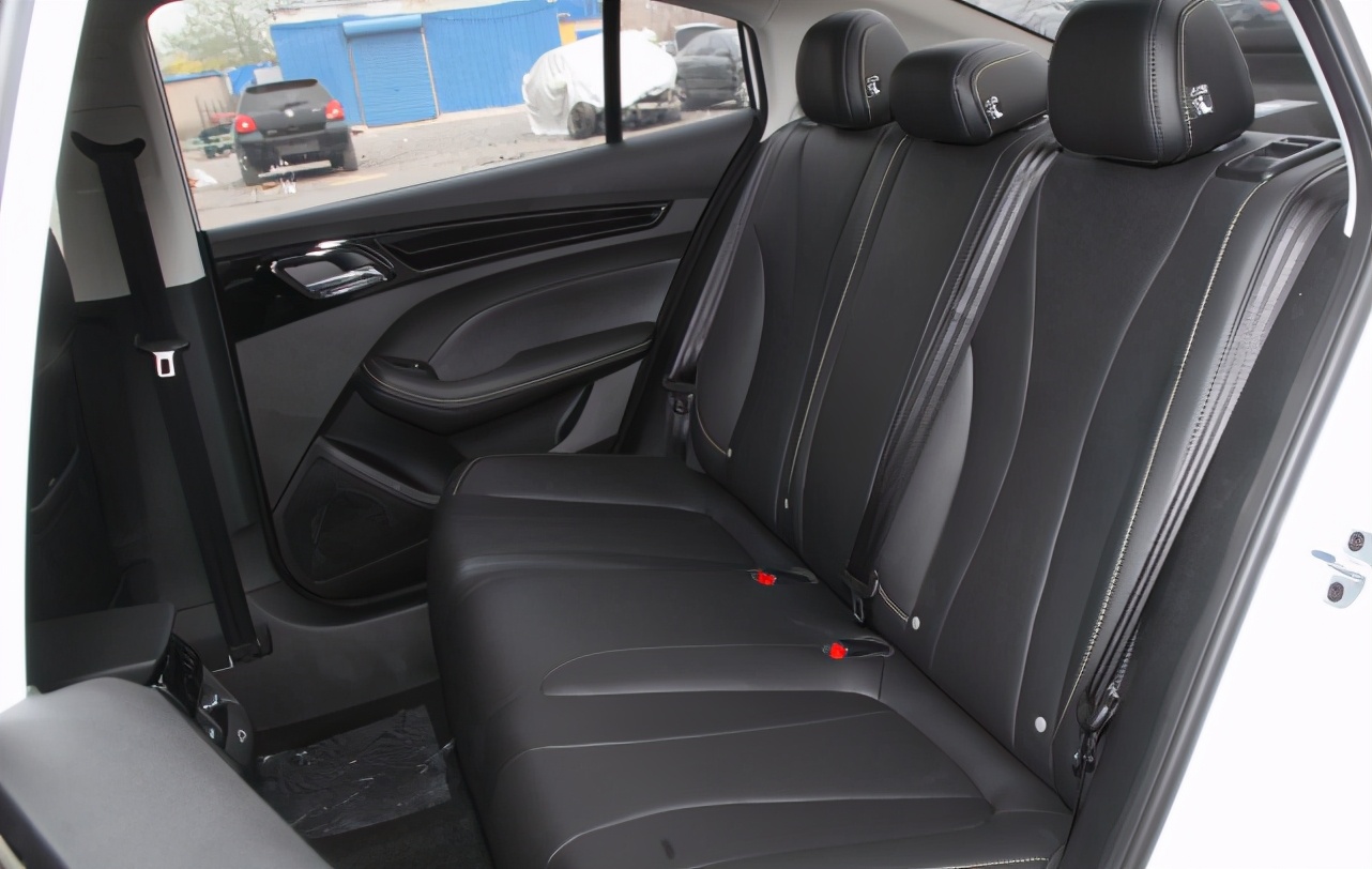 2021荣威i5车主真实的油耗,我的荣威i5油耗9.2怎么回事