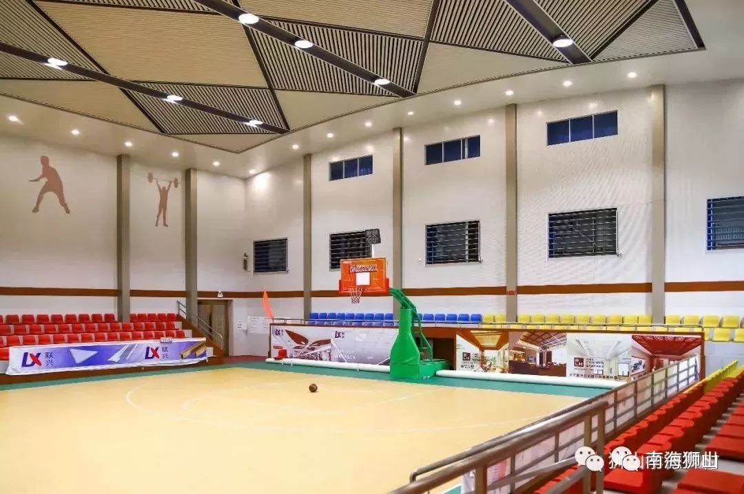 狮山公园羽毛球场,佛山狮山免费户外羽毛球场地