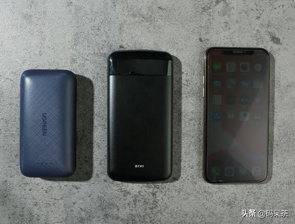 买倍思还是买绿联的磁吸充电宝,绿联和罗马仕充电宝哪个比较好