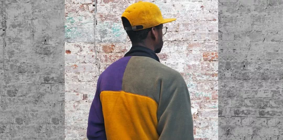 窦靖童自拍中被众人“求链接”的健身衣，到底是什么牌子的？