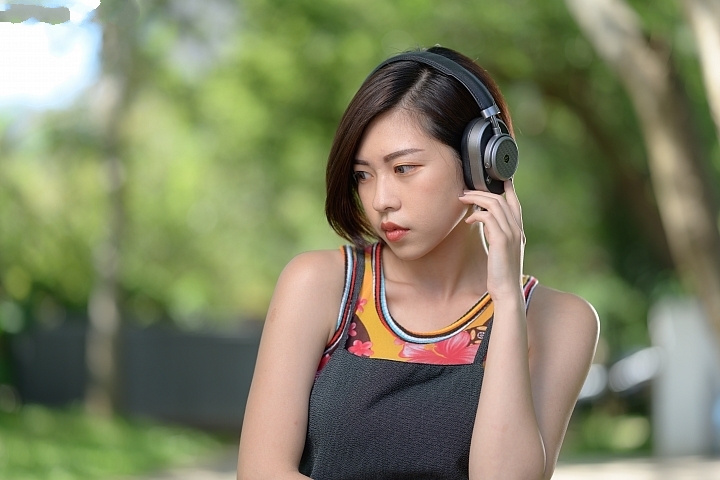 最好的入耳式降噪耳机推荐,最舒适无线降噪耳机测评排名