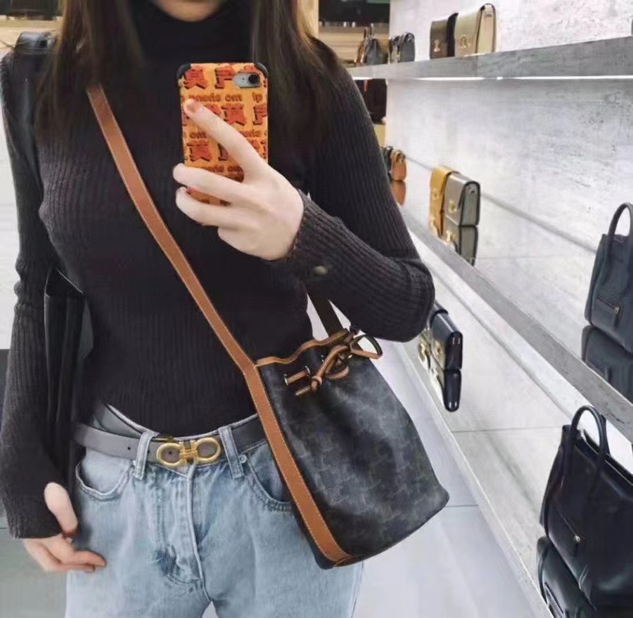 听说你最近又想买包了?值得入手的都在这里了