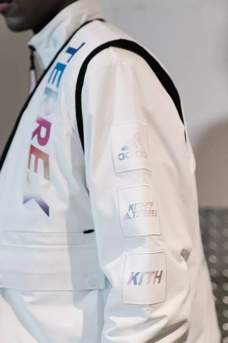 买得贵不如穿得对，「潮流联名王」KITH谁穿谁美