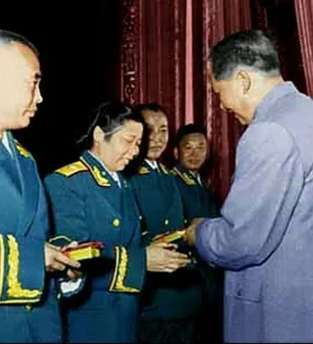 解放军三大天才名将是谁,解放军一生无败绩的将领