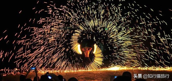 离曼谷芭提雅不远的沙美岛又称情人岛，值得你在泰国旅程中走一走