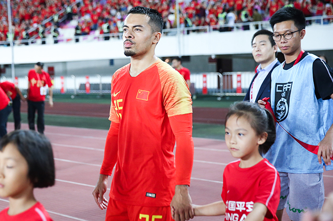 武磊入选国家队阵容为亚洲杯备战,国足12强赛名单公布武磊要回来吗