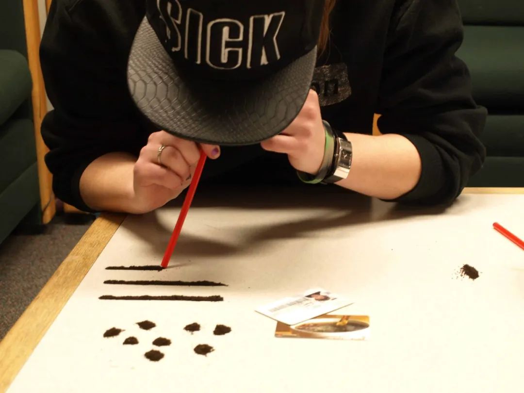 咖啡深受人们喜爱,咖啡为什么可以风靡全球