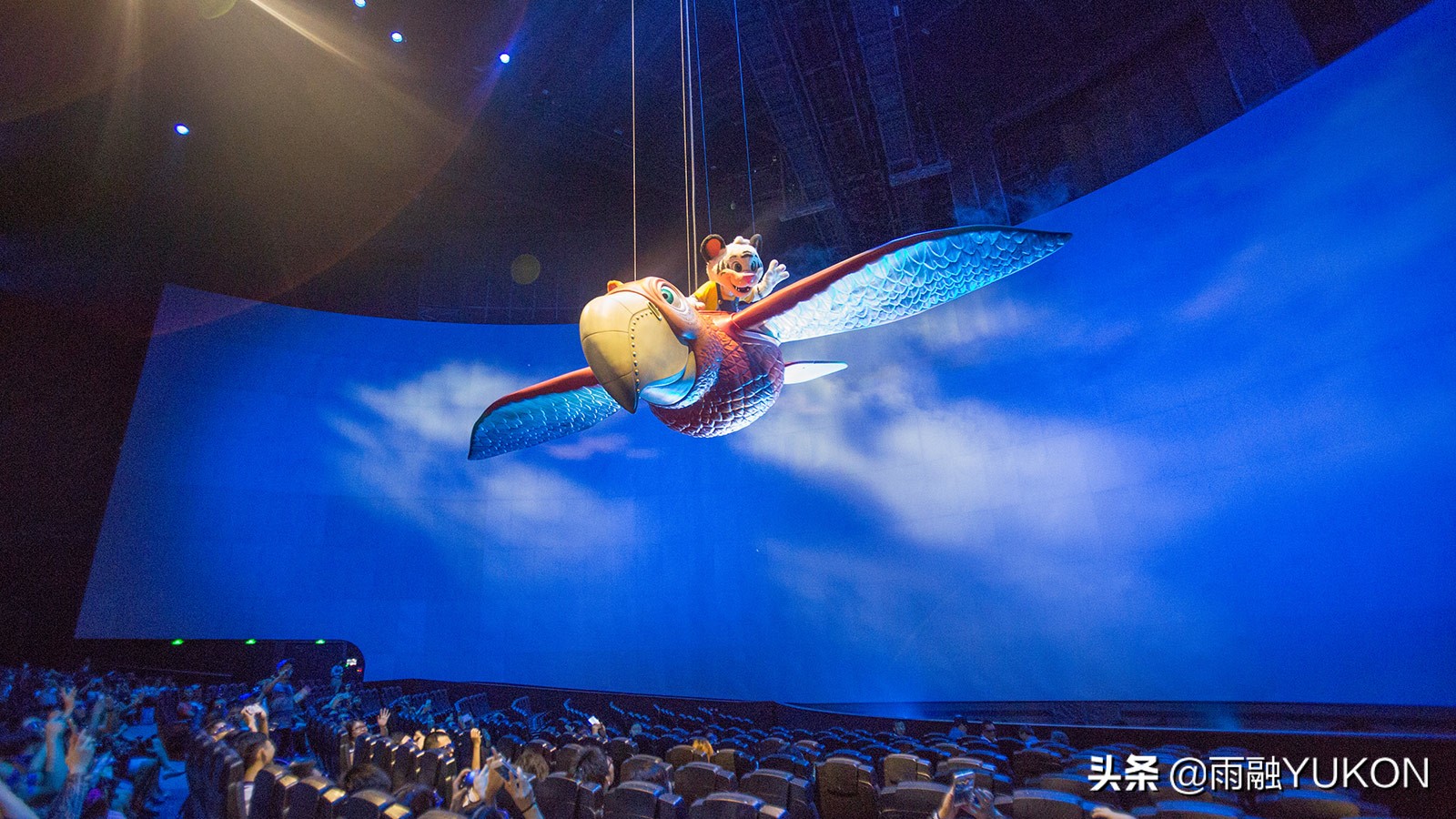 全球第一海洋公园：号称中国民族品牌第一乐园，约400元门票