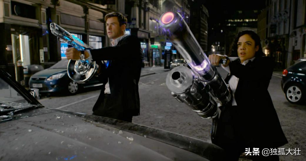 黑衣人全球追缉科幻片,黑衣人全球追缉frenchsalesman