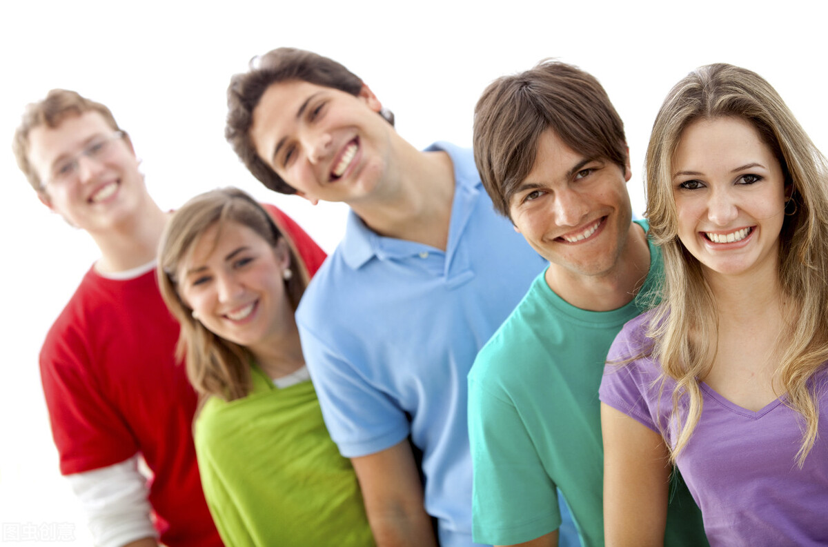 不要让微笑成为面具,不要让微笑成为一件尴尬的事