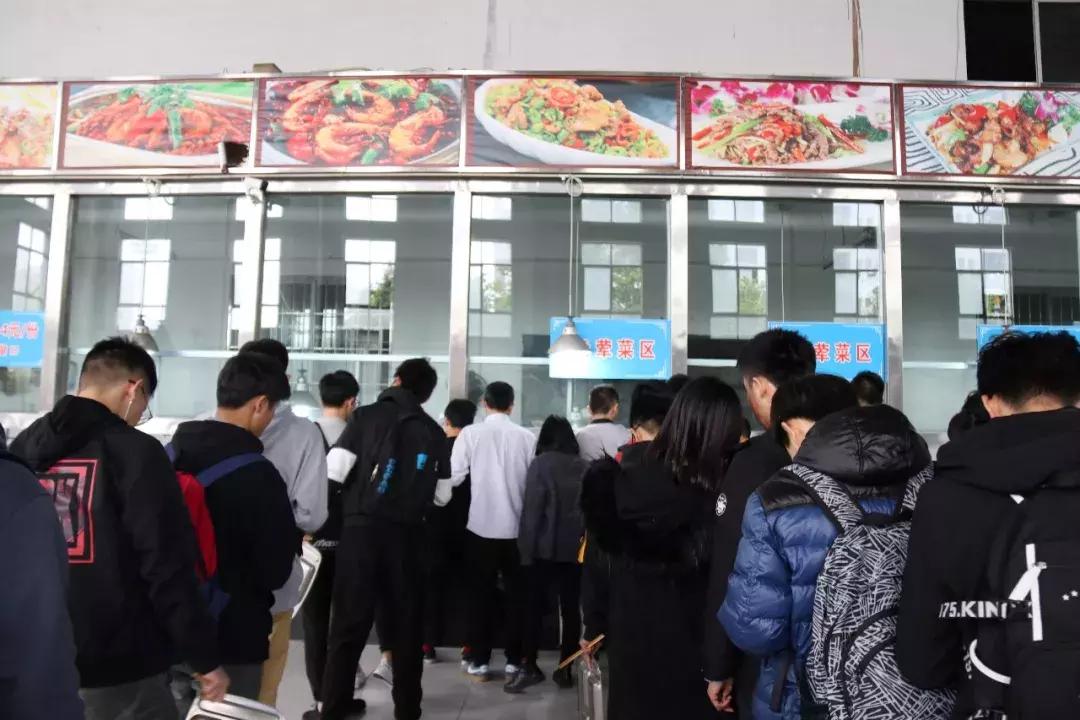 探秘北京大学食堂,四川探秘大学食堂