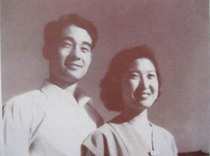 李敏结婚当天：毛主席主婚，*子珍贺**未参加，婚房中的家具都是借的