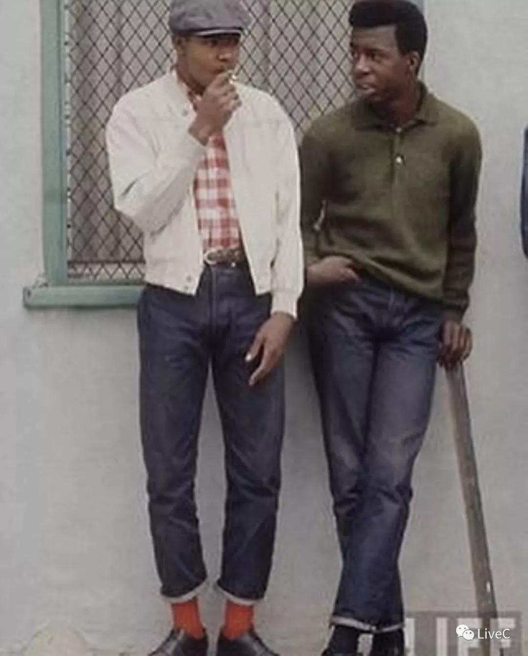 红色分享,红色系单品穿搭技巧变身活力少女