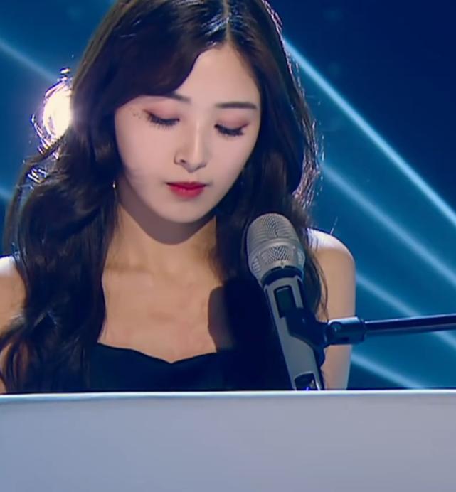 蓝盈莹张含韵张雨绮,张含韵蓝盈莹同框