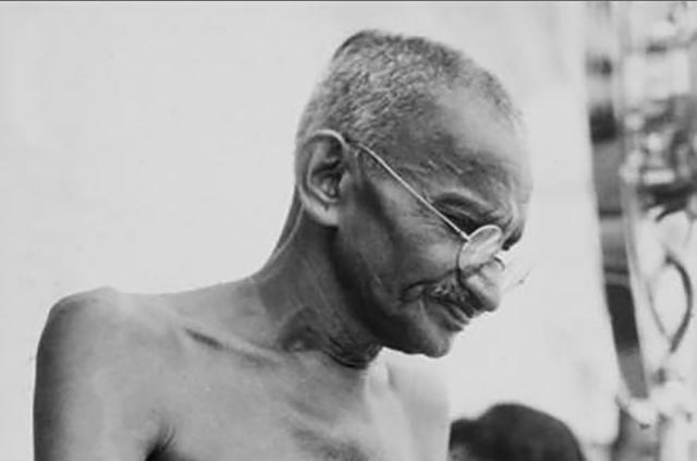 甘地之后，再无甘地，被撕裂的印度也再没愈合过