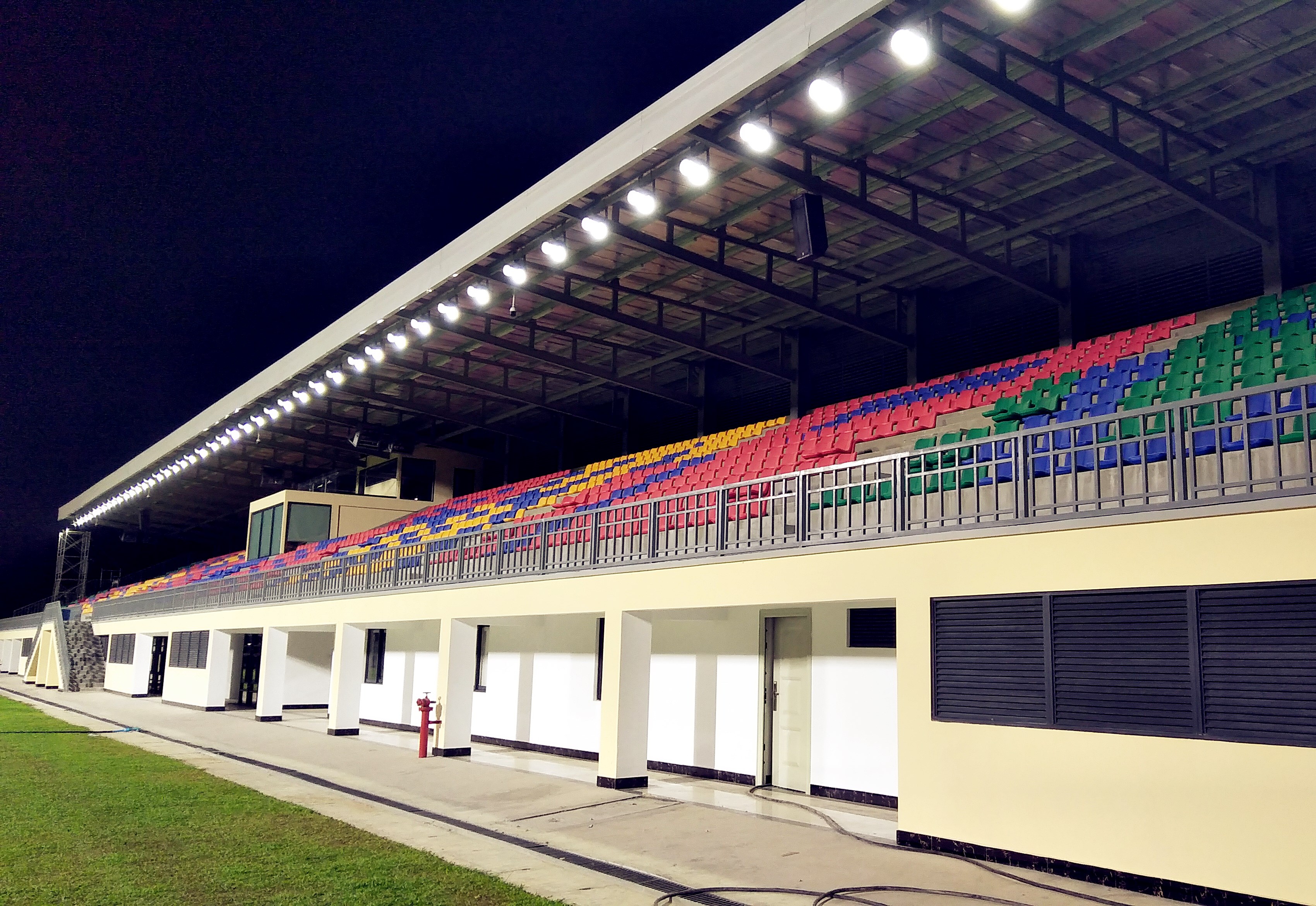 官方亚泰后卫于睿加盟上海上港,上港于睿