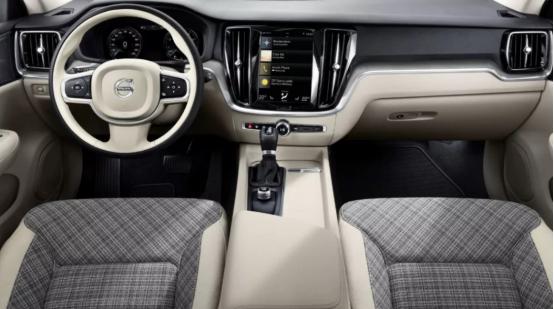 沃尔沃v60和v90的宝华韦健区别,沃尔沃v60和v90的发动机一样吗