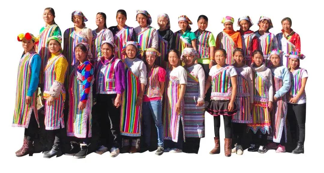 民族文化与时尚潮流结合,民族文化和潮流文化的碰撞