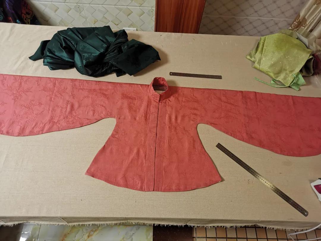 汉服产业的“隐秘角落”:盗版暴利,赚钱不易?