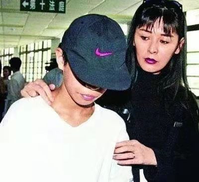 王祖贤的第四段恋情,52岁的女神王祖贤至今未嫁