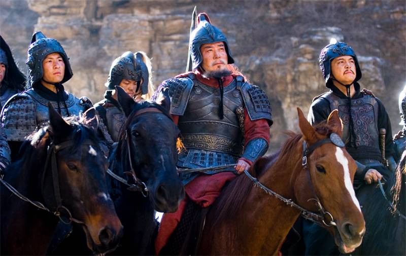 官渡之战为什么曹操能打过袁绍,曹操在官渡之战打败了谁