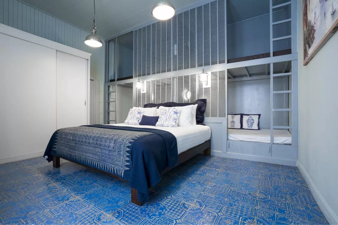 曼谷|瓷砖大佬做出的民宿，真是亮瞎眼