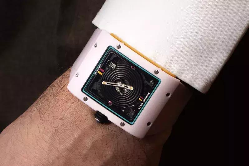 腕表盘点六款烂大街的手表,稀奇古怪的十款手表品牌