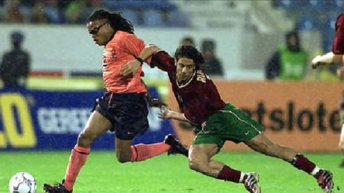 荷兰足球黄金一代使用阵型,2003荷兰足球历史比分