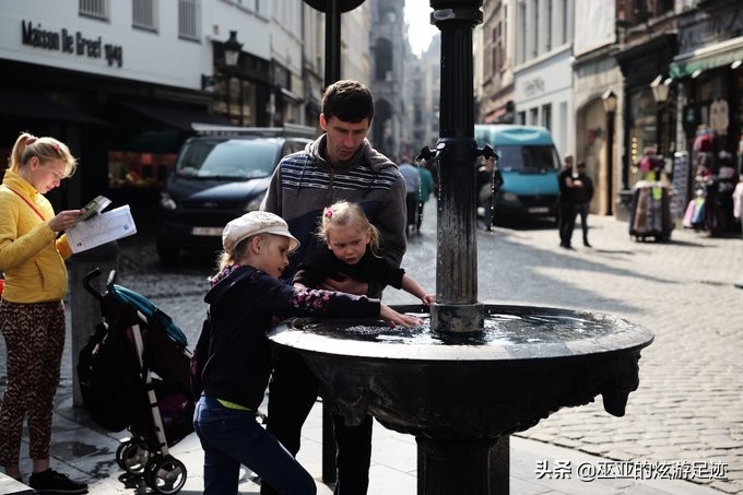 琚獕涓烘娲查閮界殑甯冮瞾濉炲皵 (娆ф床棣栭兘甯冮瞾濉炲皵)