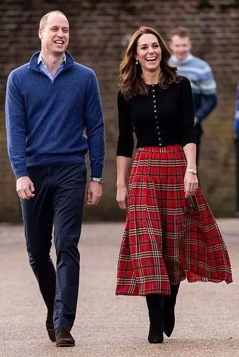 永不淘汰的格纹元素,格纹重塑经典复古摩登风强烈来袭