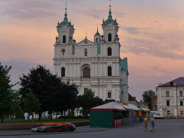 改国名的国家,哪个国家女人多对中国免签