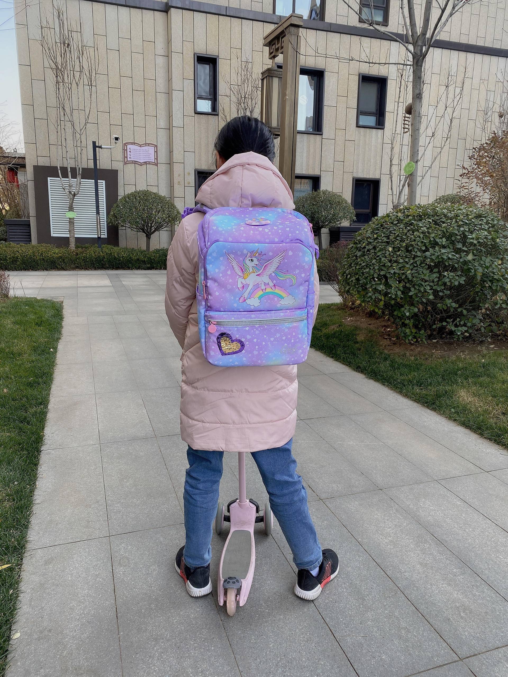 学生书包选颜值？称重量？不，看保护性！GMT护脊书包试用