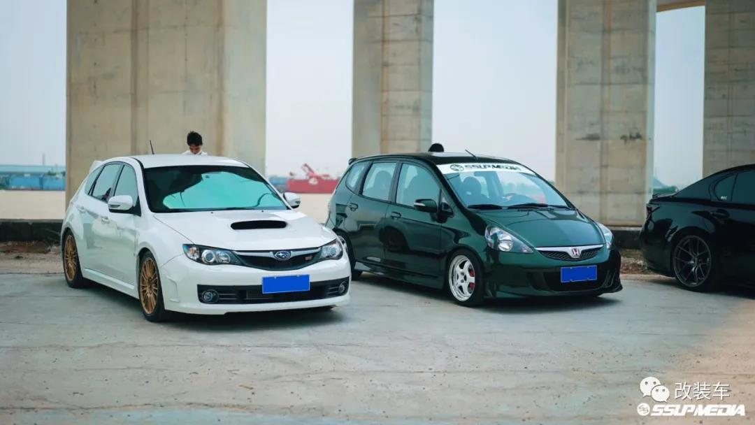 雷克萨斯suvnx300h价格,雷克萨斯suv油电混合车型nx300h