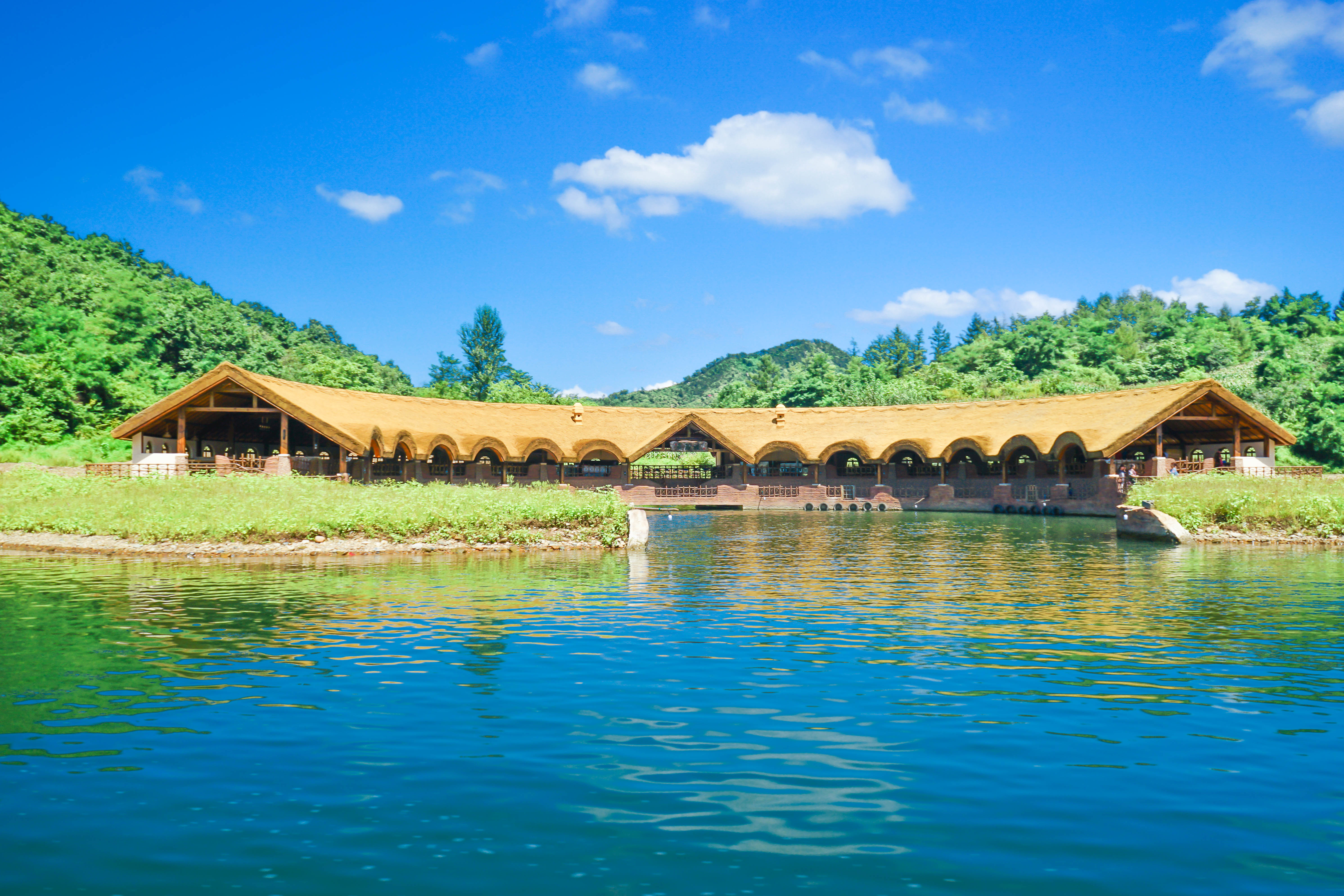 深藏辽东的小漓江,历史故事沿河流淌,如今正美若仙境