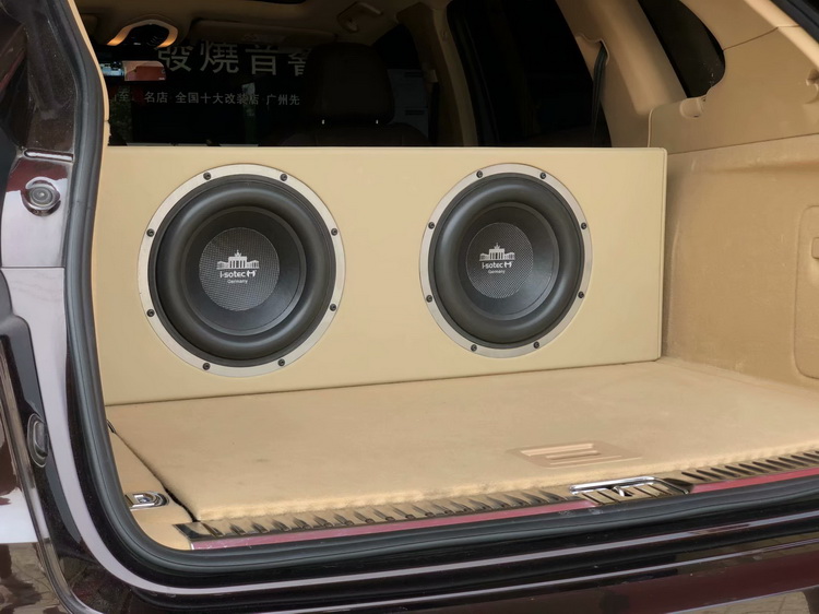 保时捷卡宴turbo动力升级,保时捷卡宴音响改装80万
