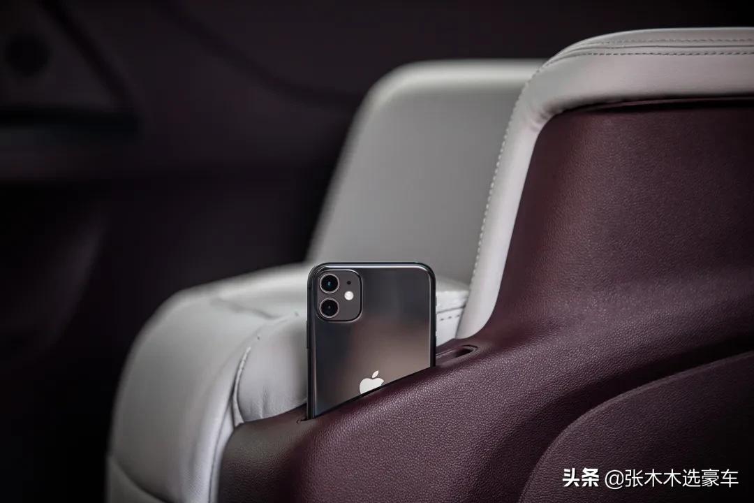 别克商务车gl8领导座位,别克gl8商务车坐八个人