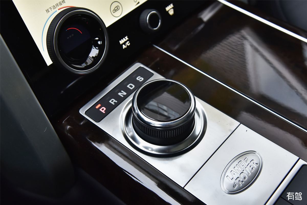 聊一聊硬派越野,老款路虎揽胜行政车主真实感受